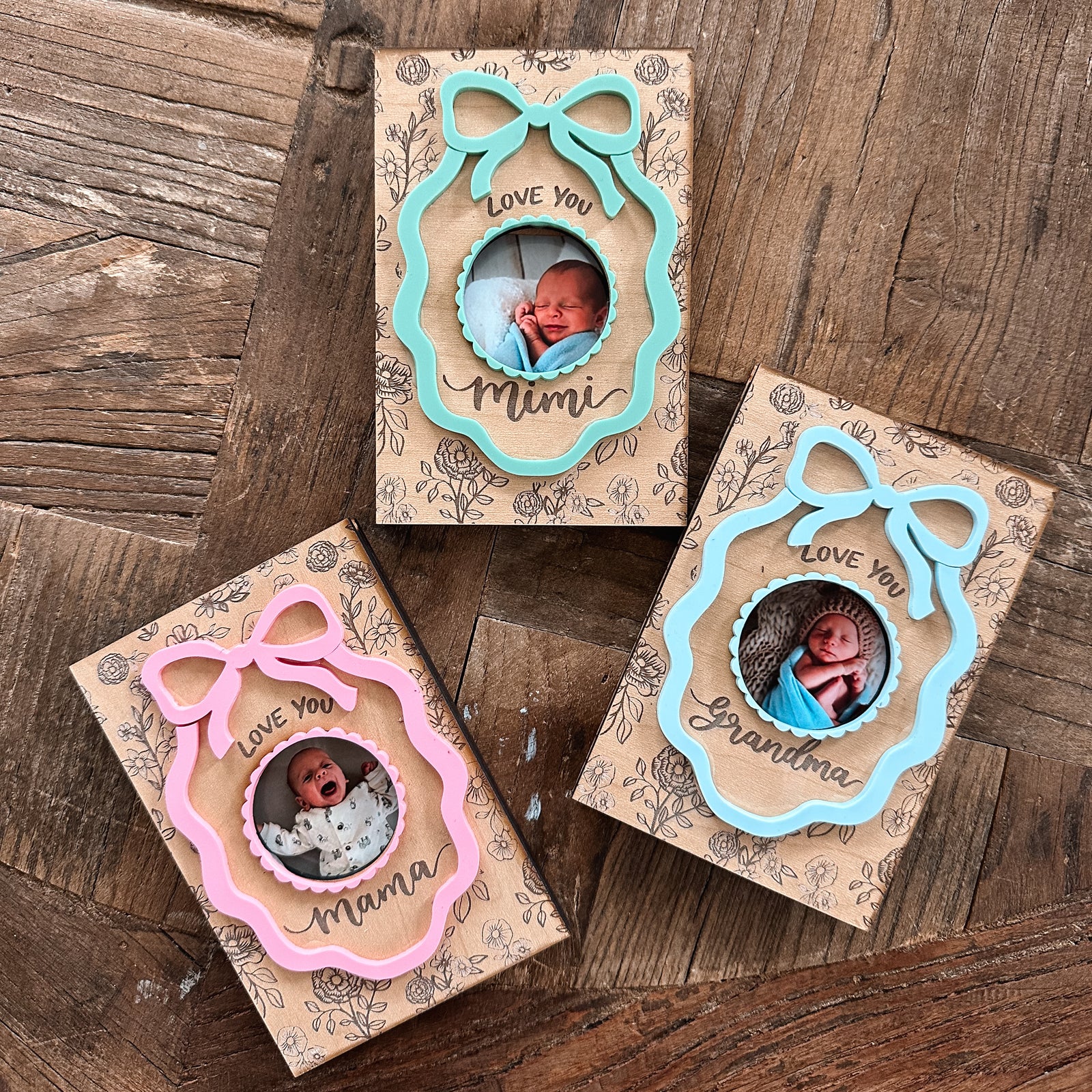 Floral Bow Magnet Photo Frame